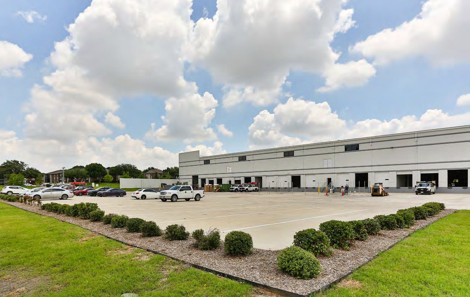 161 Airport Center loading dock and truck court